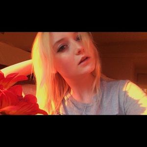 Meet your Posher, Alyce